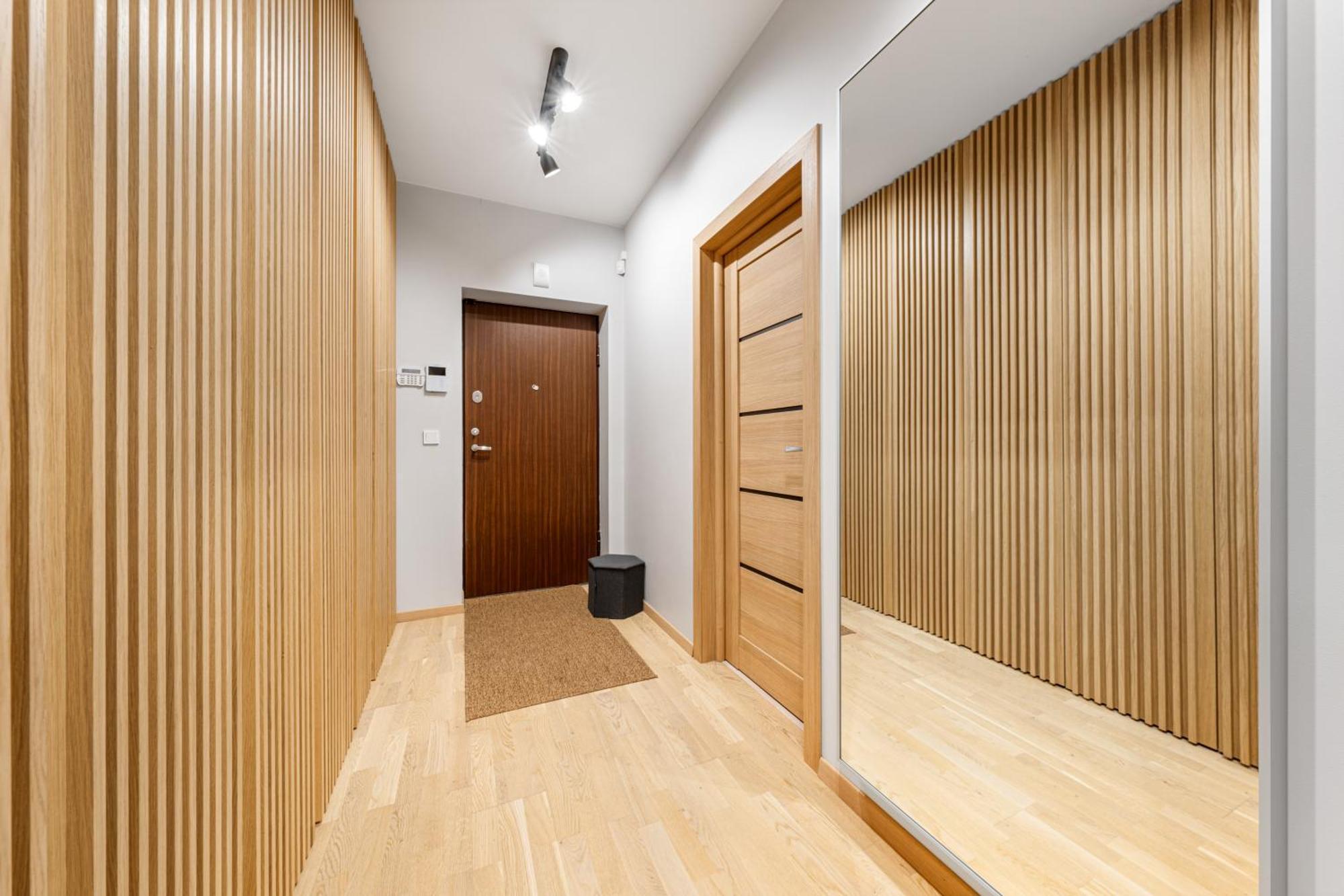 Cozy 55m2 Zverynas Retreat With Apartment