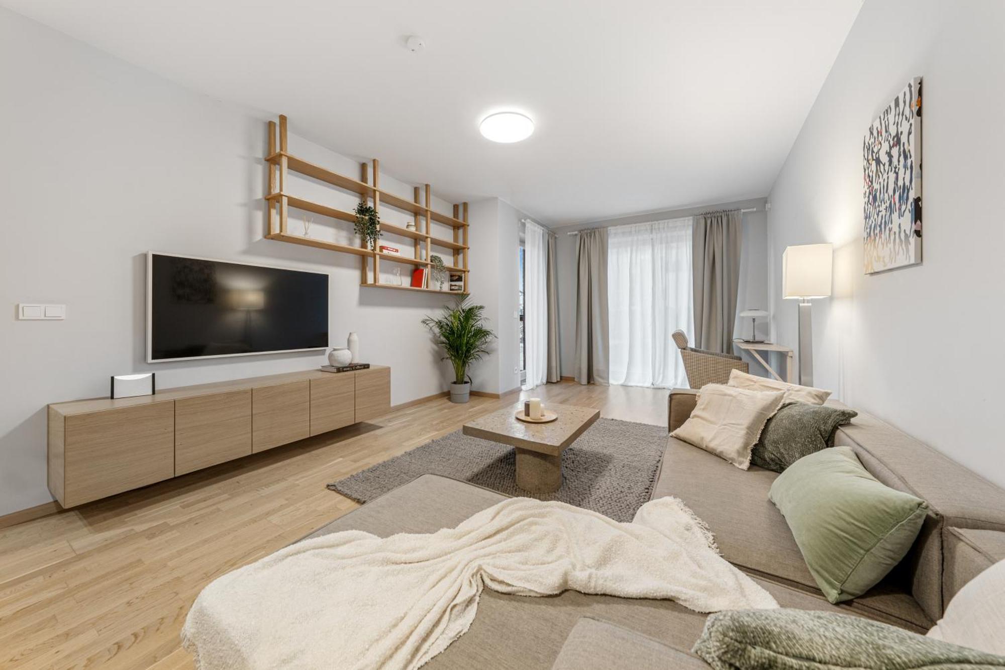 Cozy 55m2 Zverynas Retreat With Apartment